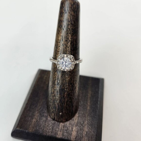 Halo Simulated Diamond Engagement Ring Round Cut Silver‎ Tone - Picture 4 of 11